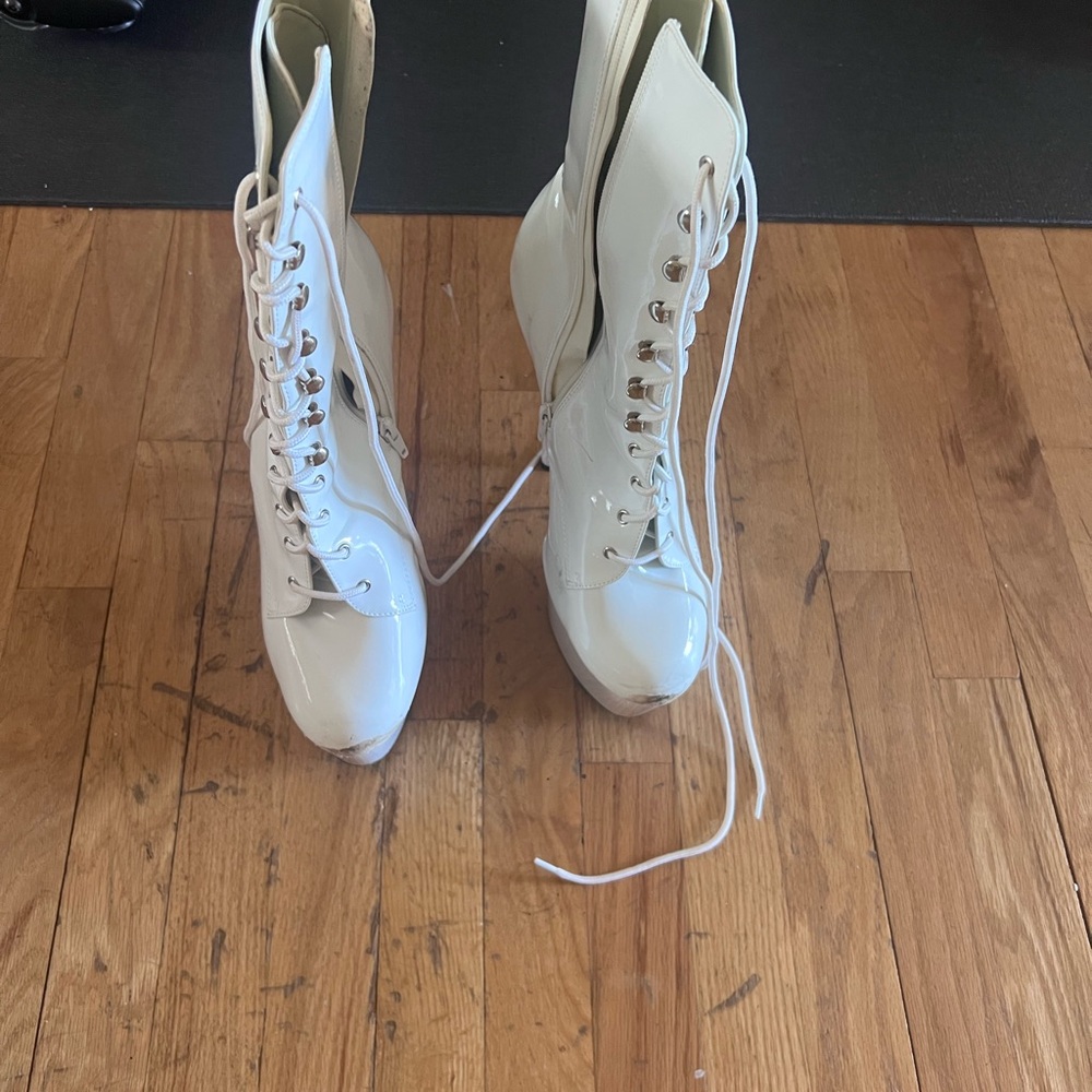 Pleaser White Lace-Up Women's Boots